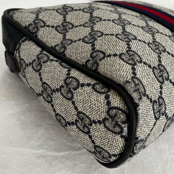Gucci Web Stripe Cosmetic Pouch Blue Unbrand Strap D-rings Vintage 1970s-1984 - Picture 10 of 17